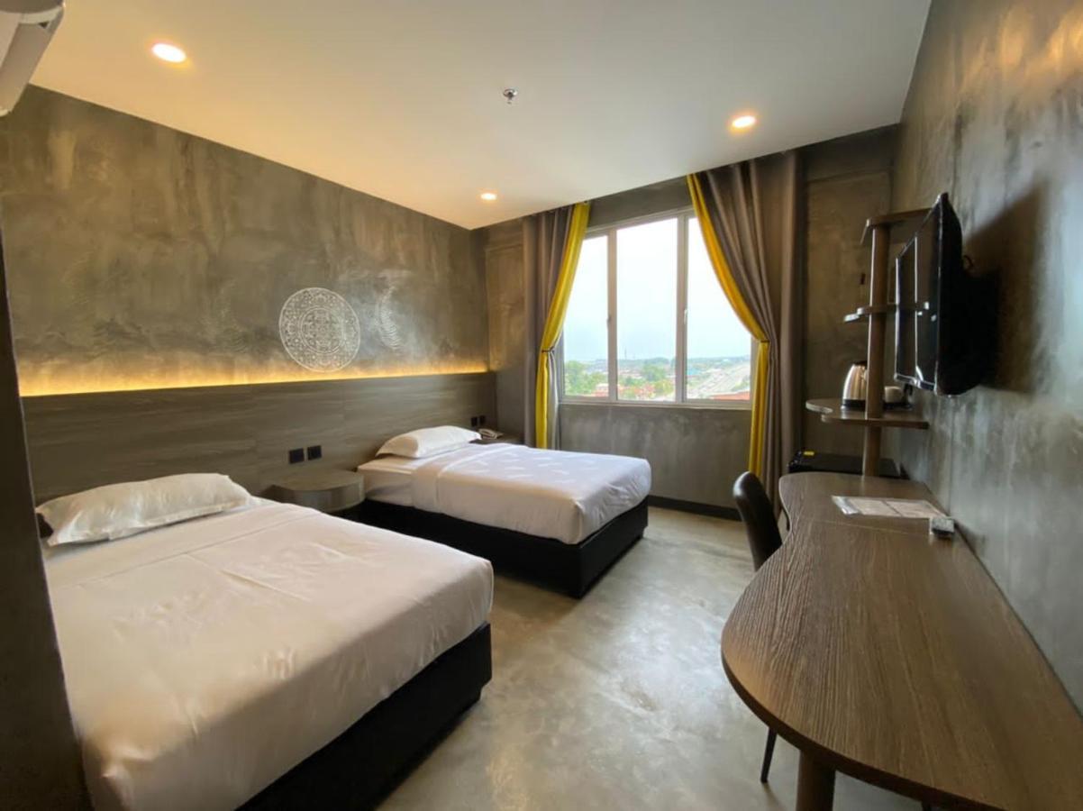 Sri Indar Hotel & Suites باريت بونتار المظهر الخارجي الصورة