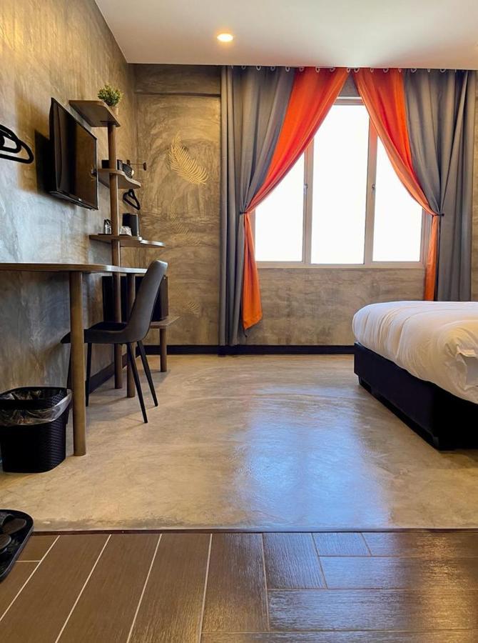 Sri Indar Hotel & Suites باريت بونتار المظهر الخارجي الصورة