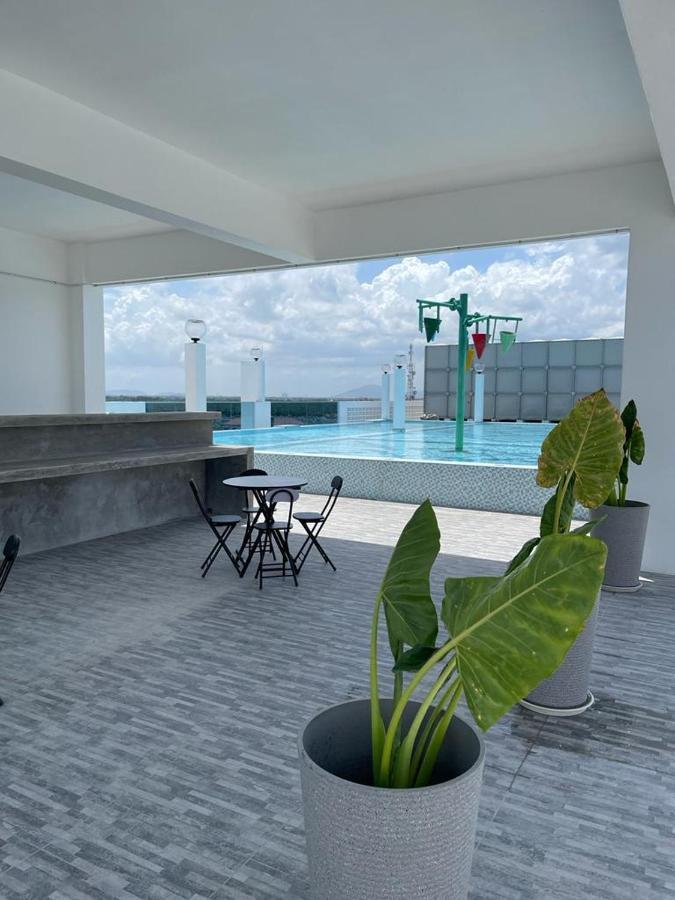 Sri Indar Hotel & Suites باريت بونتار المظهر الخارجي الصورة