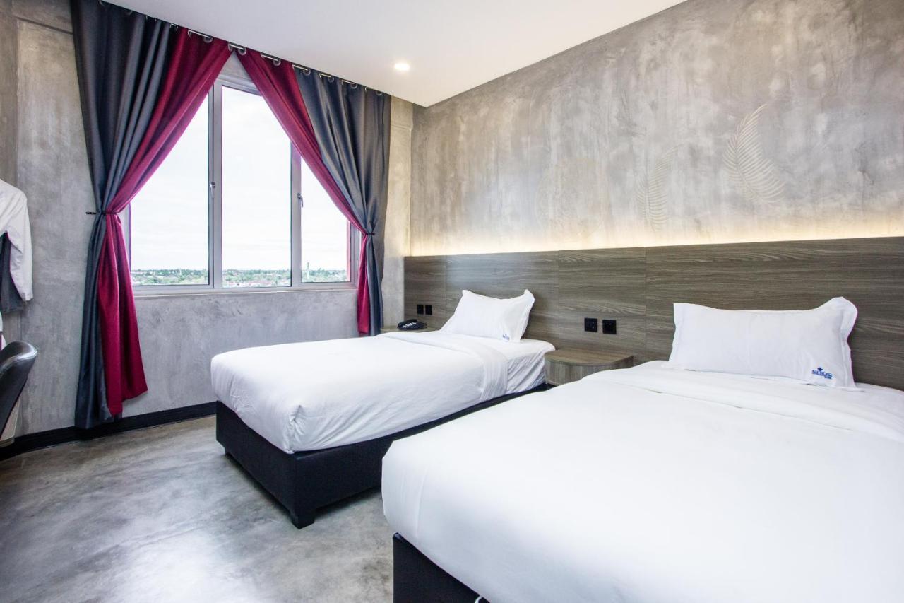 Sri Indar Hotel & Suites باريت بونتار المظهر الخارجي الصورة