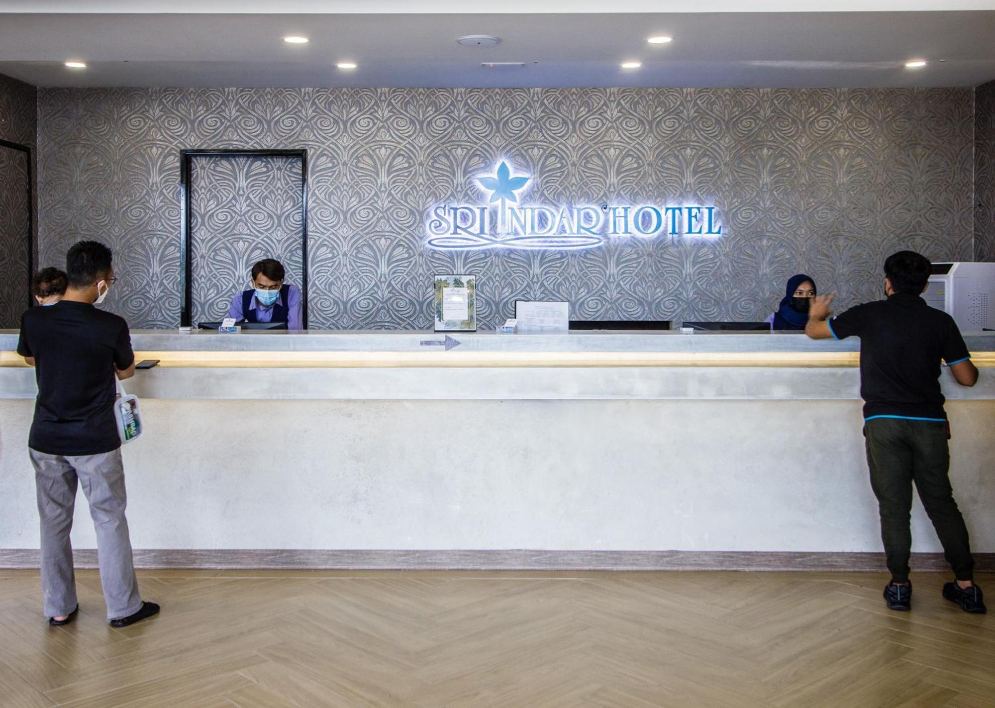 Sri Indar Hotel & Suites باريت بونتار المظهر الخارجي الصورة